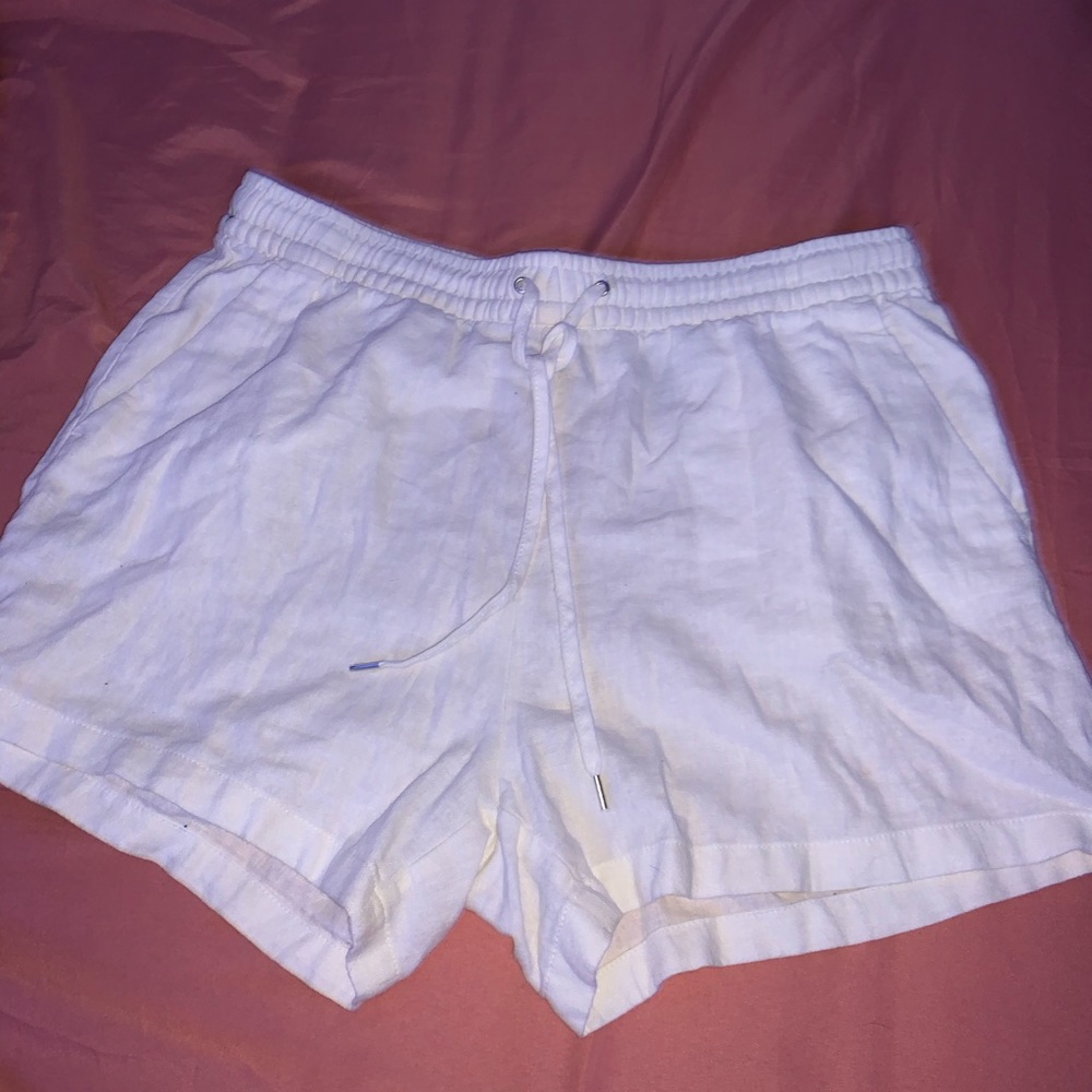 White H&M shorts